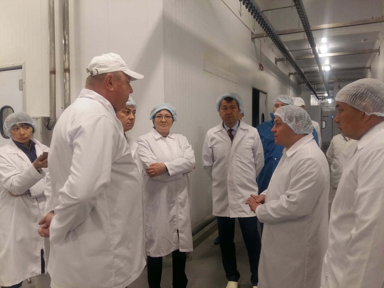 Visit of the Akim of Akmola Region to the Makinsk Poultry Farm 